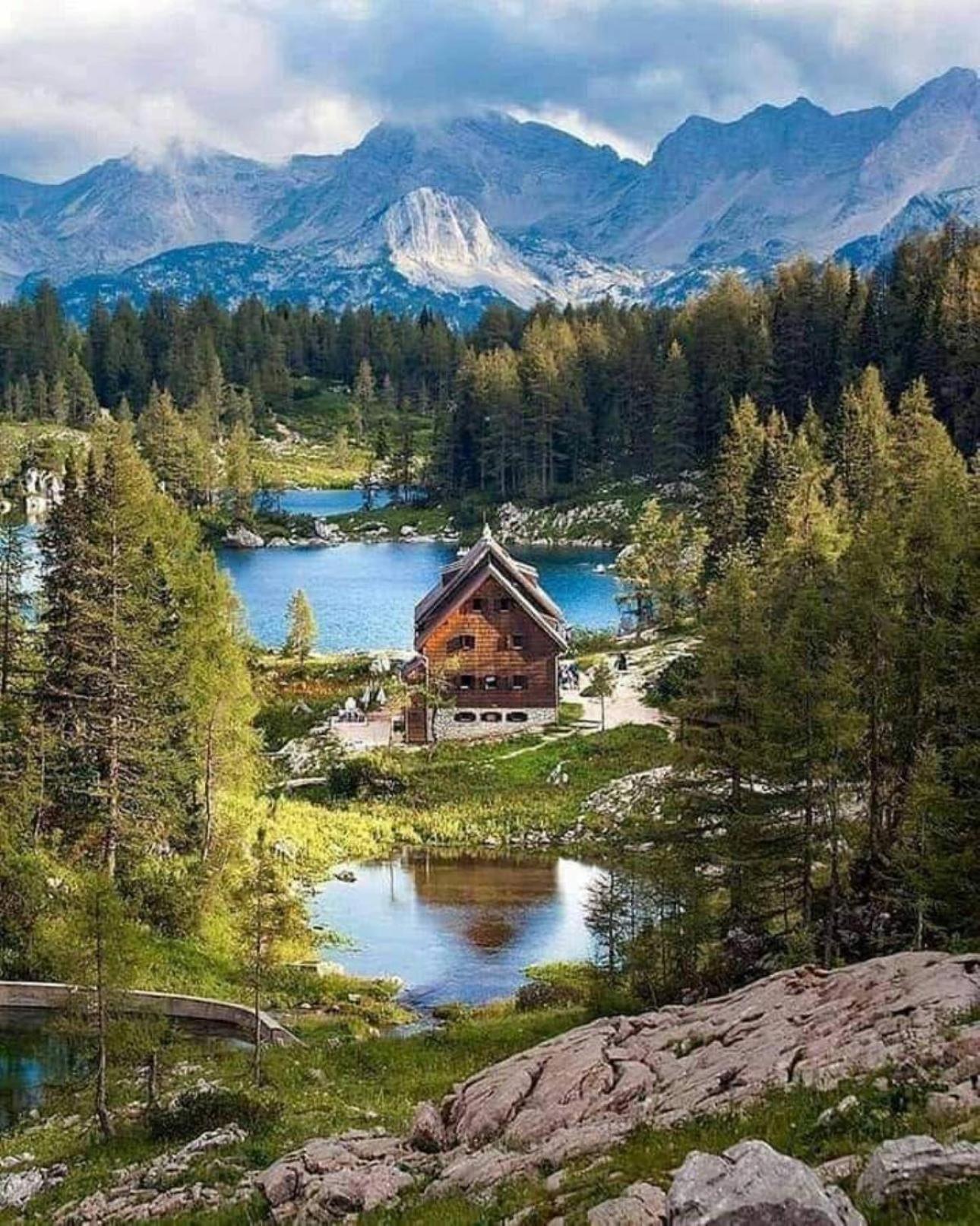 Apartman Riverdance With Mountain View, Garden And Private Parking