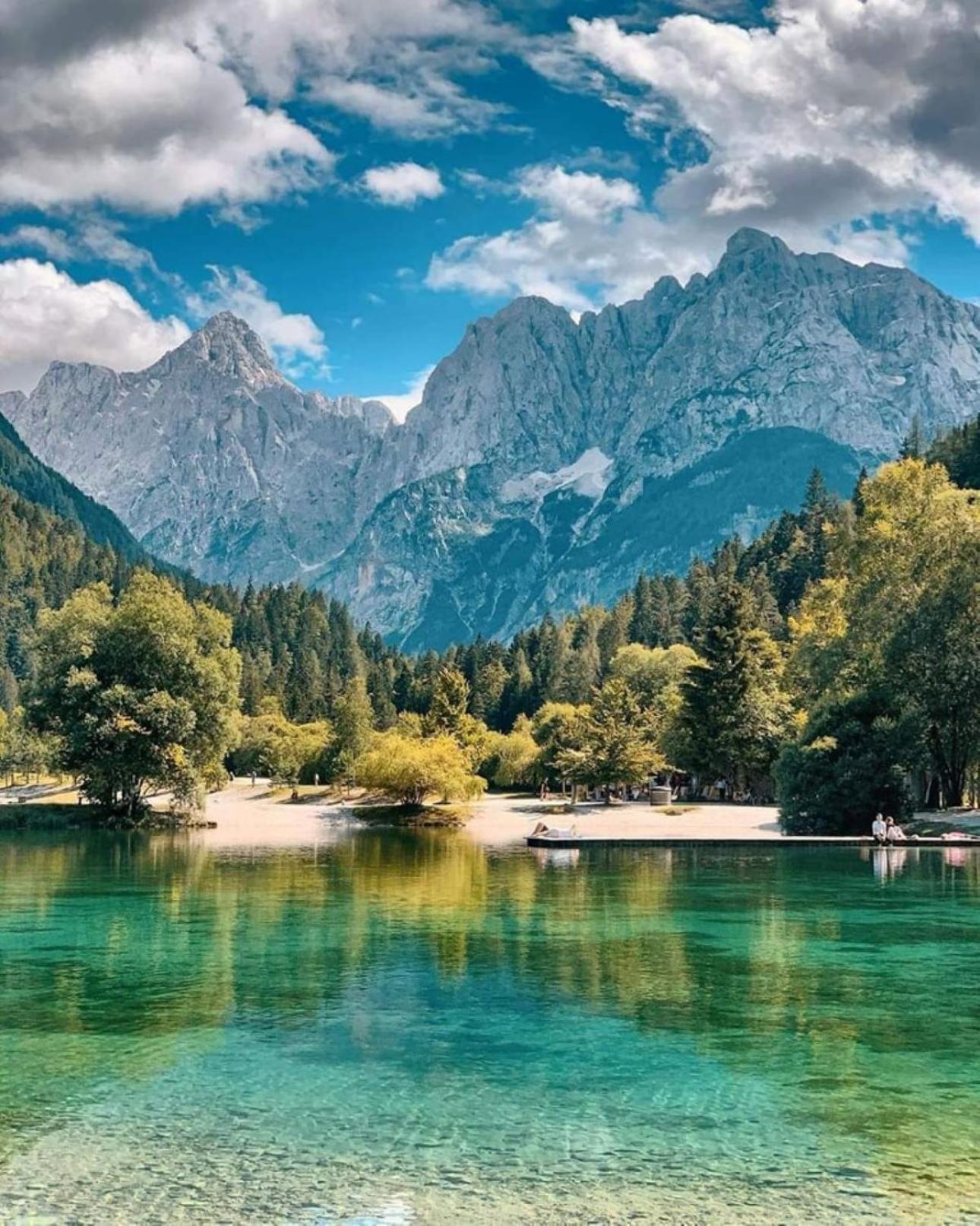 Apartman Riverdance With Mountain View, Garden And Private Parking